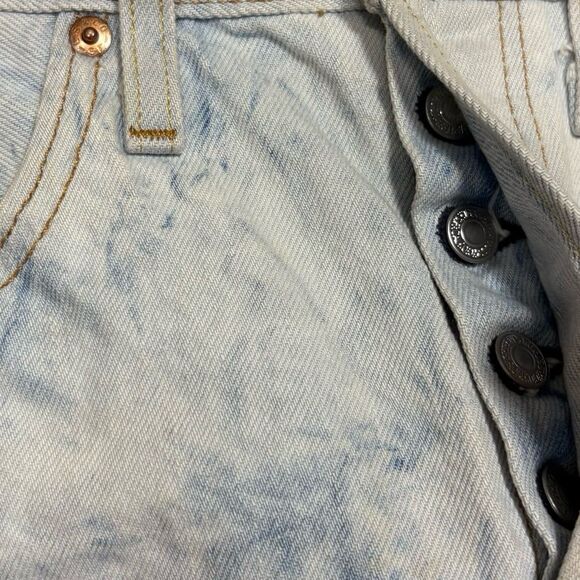 Levis Jean Shorts Size 27 - Picture 3 of 11